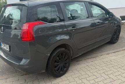 Peugeot 5008 221.000 km 3.750 &euro; Wolfenbüttel (Halchter) 38304