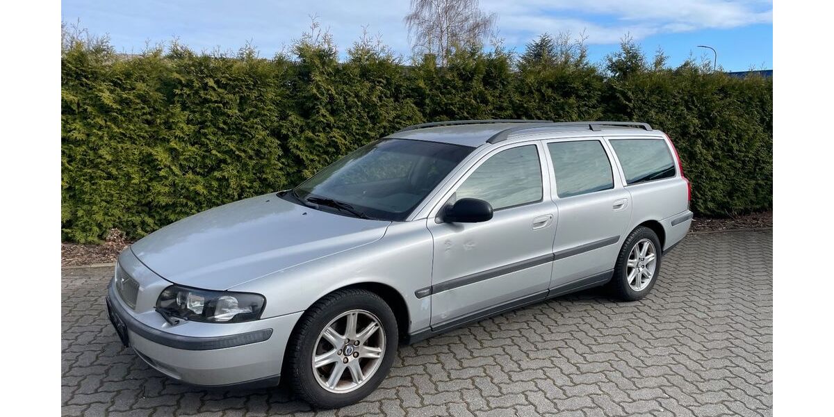 Volvo V70 214.000 km 3.300 &euro; Peine 31224