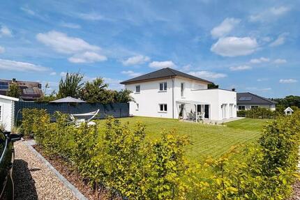 Haus Wolfenbüttel - 5.5 Zimmer, 212 m&sup2;, 649.000&euro; | Angebot:26207361