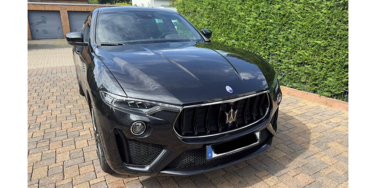 Maserati Levante 24.500 km 69.500 &euro; Braunschweig 38110
