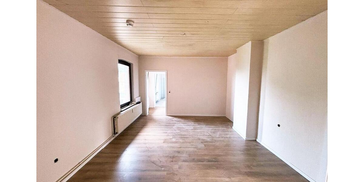 Etagenwohnung Jerxheim - 4 Zimmer, 102 m&sup2;, 425&euro; | Angebot:24486926