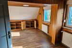 Einfamilienhaus Hillerse - 8 Zimmer, 220 m&sup2;, 1.400&euro; | Angebot:26635930