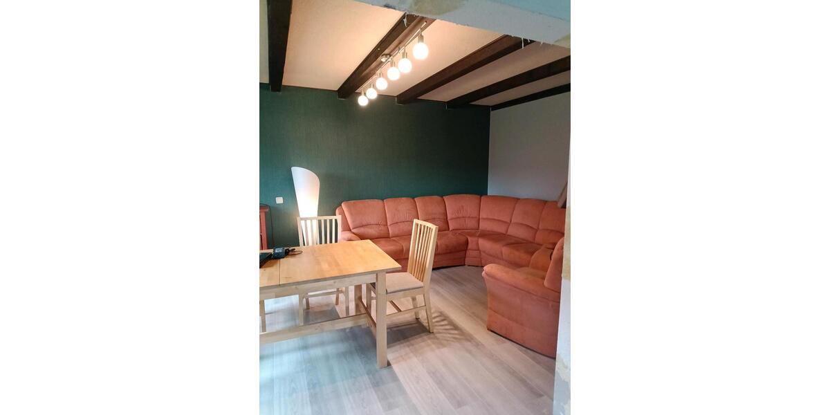 Einfamilienhaus Wolsdorf - 8 Zimmer, 225 m&sup2;, 295.000&euro; | Angebot:26039799