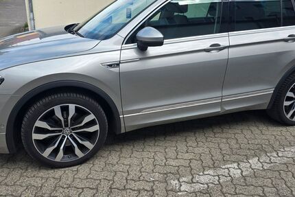 VW Tiguan 144.400 km 22.550 &euro; Salzgitter 38226
