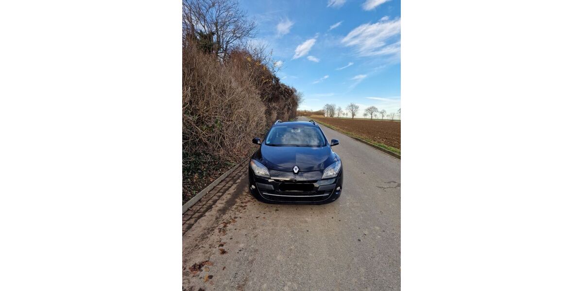 Renault Megane 229.210 km 2.899 &euro; Wolfenbüttel 38302