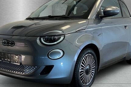 Fiat 500e 5.041 km 24.190 &euro; Braunschweig 38126