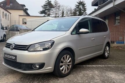 VW Touran 121.900 km 10.980 &euro; Peine 31226