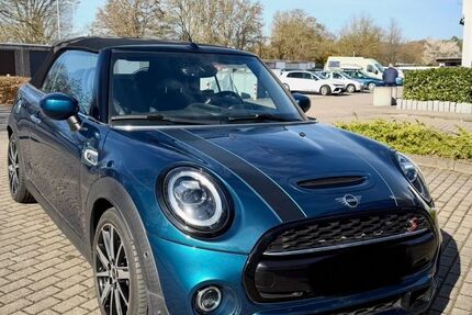 Mini Cooper S Cabrio 37.000 km 23.800 &euro; Braunschweig 38100