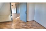 Einfamilienhaus Hillerse - 8 Zimmer, 220 m&sup2;, 1.400&euro; | Angebot:26523117