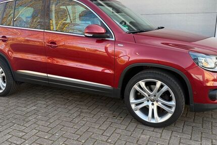 VW Tiguan 171.500 km 12.500 &euro; Braunschweig 38126