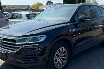 VW Touareg 366.676 km 19.990 &euro; Braunschweig 38122
