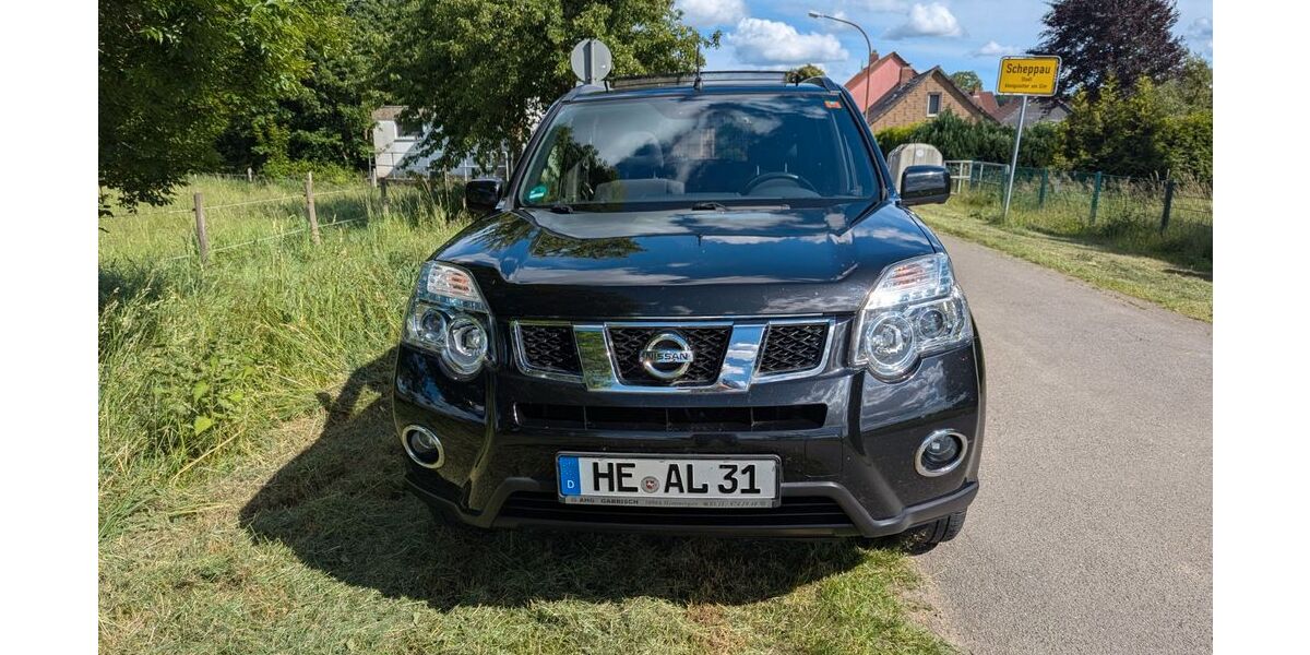 Nissan X-Trail 160.000 km 9.900 &euro; Königslutter 38154