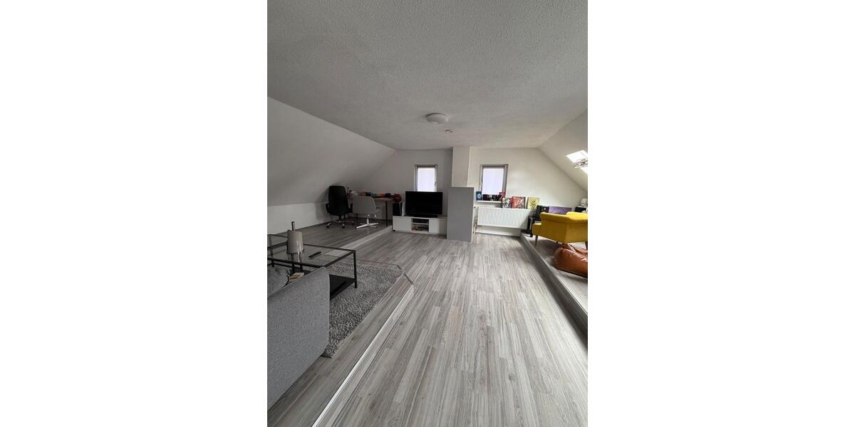 Dachgeschoßwohnung Braunschweig Broitzem - 2 Zimmer, 58 m&sup2;, 450&euro; | Angebot:25996353