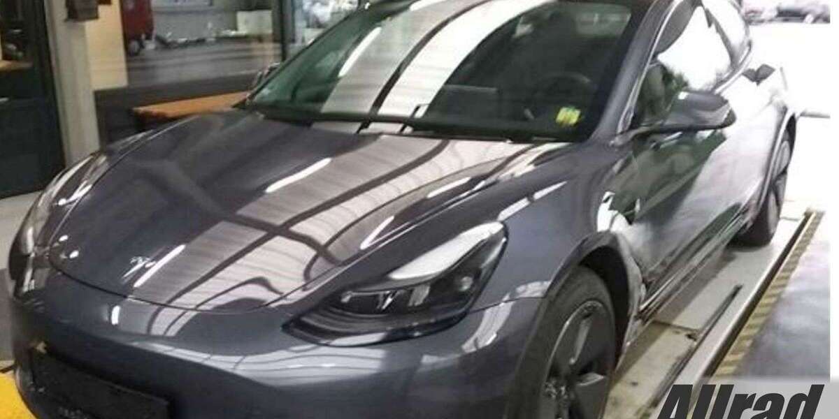 Tesla Model 3 80.950 km 26.750 &euro; Schöningen 38364