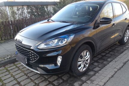 Ford Kuga 27.600 km 19.200 &euro; Braunschweig 38104