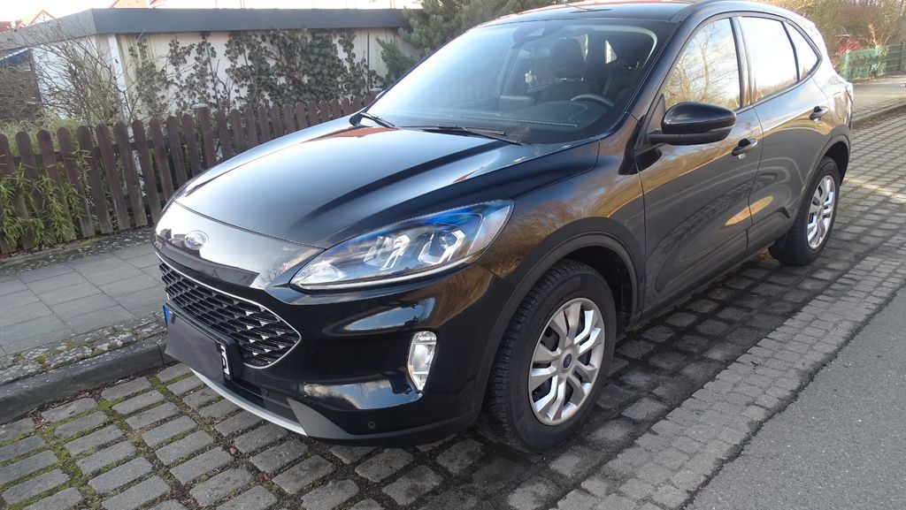 Ford Kuga 27.600 km 19.200 &euro; Braunschweig 38104