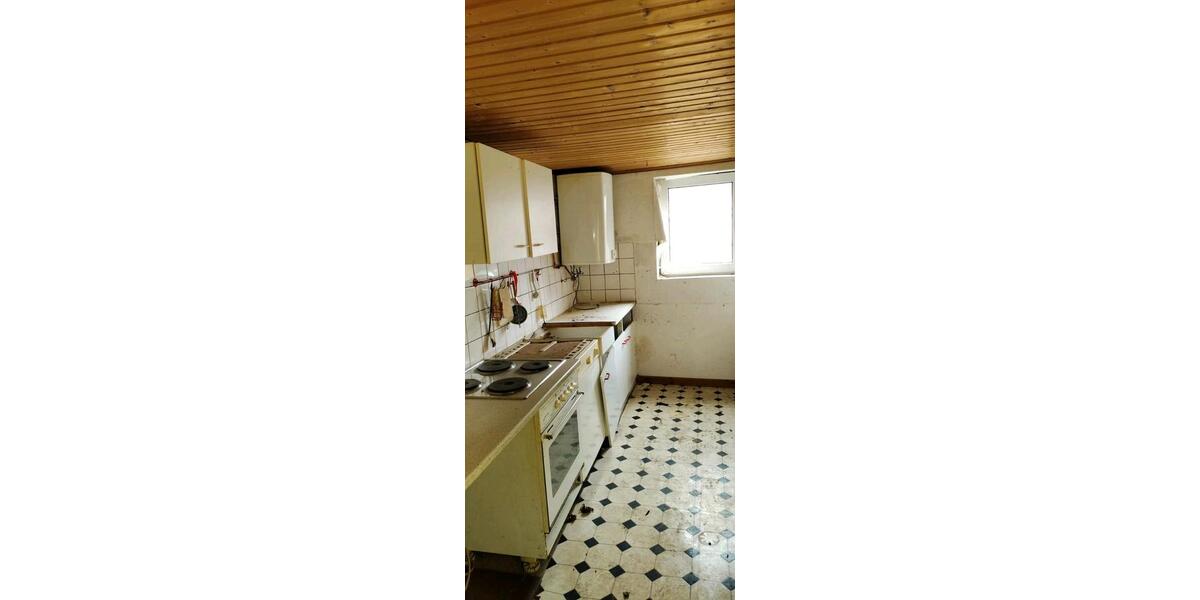 Einfamilienhaus Lengede - 10 Zimmer, 380 m&sup2;, 27.900&euro; | Angebot:25718711