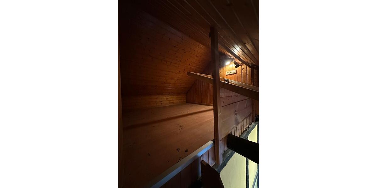 Dachgeschoßwohnung Braunschweig Broitzem - 1 Zimmer, 21 m&sup2;, 460&euro; | Angebot:26039715