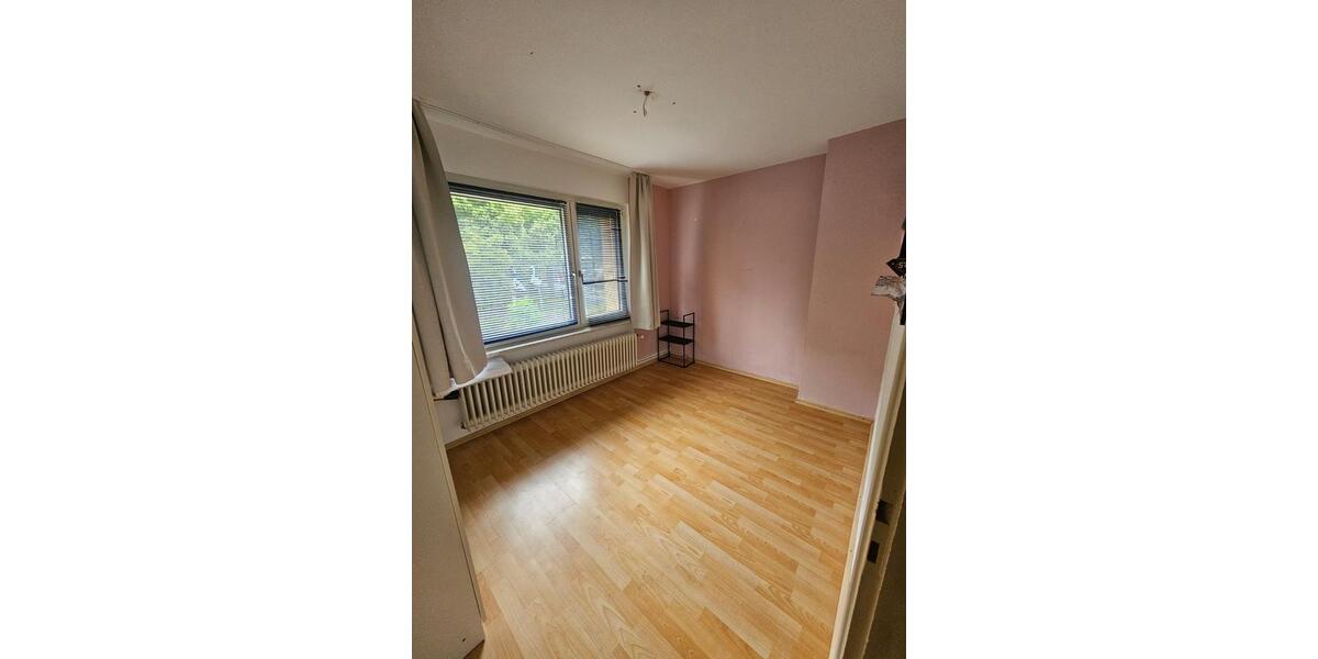 Etagenwohnung Peine Südstadt - 3 Zimmer, 70 m&sup2;, 650&euro; | Angebot:26015637