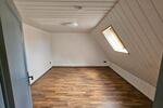 Einfamilienhaus Hillerse - 8 Zimmer, 220 m&sup2;, 1.400&euro; | Angebot:26635930