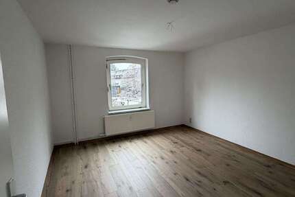 Wohnung Salzgitter Thiede - 3 Zimmer, 55 m&sup2;, 383&euro; | Angebot:25571764