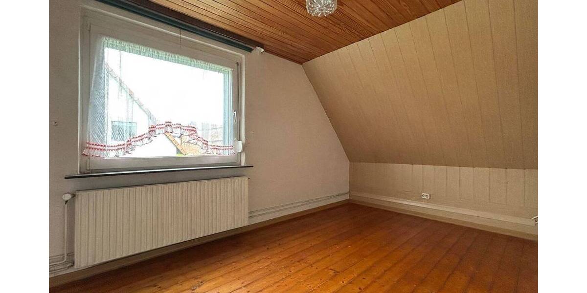 Einfamilienhaus Uehrde - 6 Zimmer, 120 m&sup2;, 135.000&euro; | Angebot:26608581