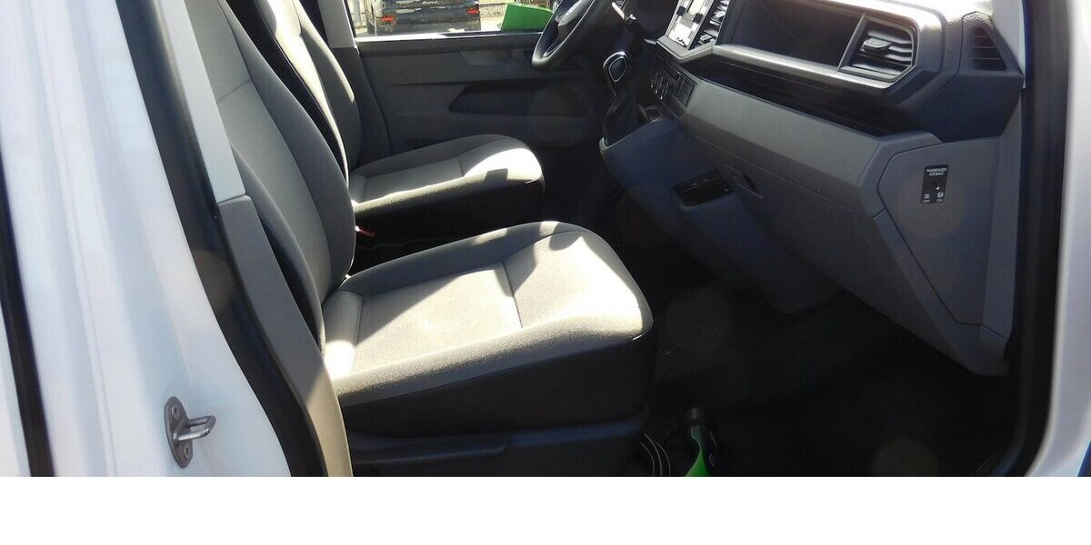 VW T6.1 Transporter 1 Abt e- Lang DSG 4-Gang Klima 13.800 km 15.990 &euro; Vordorf 38533