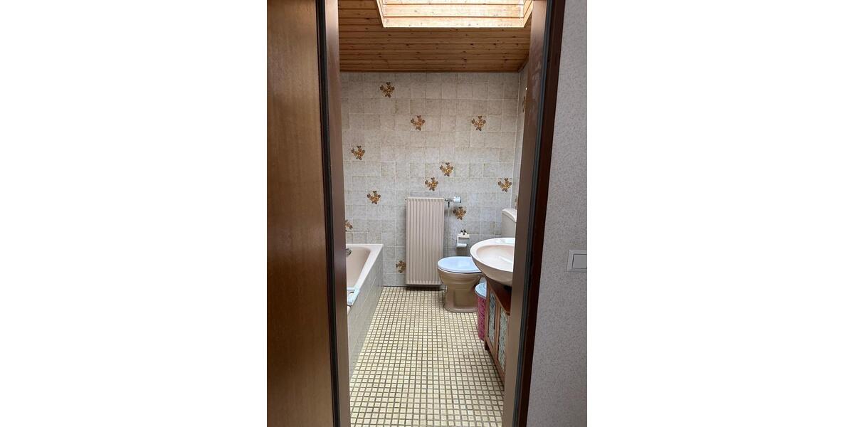 Einfamilienhaus Braunschweig Wabe-Schunter-Beberbach - 6 Zimmer, 215 m&sup2;, 430.000&euro; | Angebot:25722726