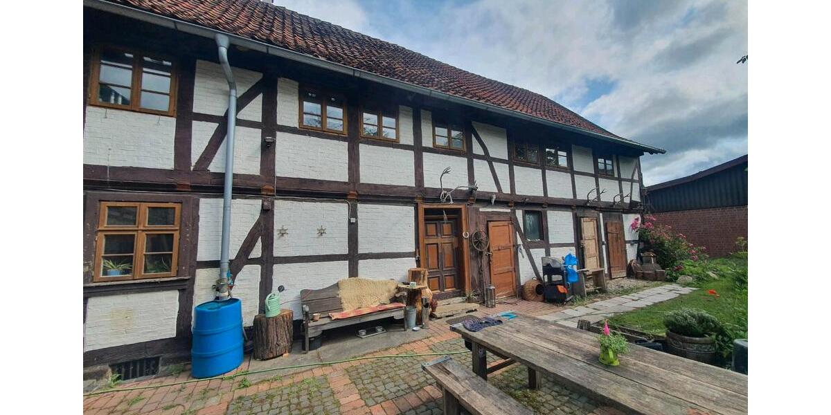 Bauernhaus, Landhaus Wolfenbüttel Adersheim - 20 Zimmer, 300 m&sup2;, 319.000&euro; | Angebot:25263176