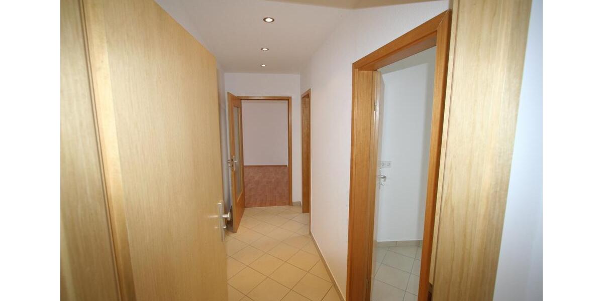 Dachgeschoßwohnung Peine - 2 Zimmer, 41 m&sup2;, 464&euro; | Angebot:23100265