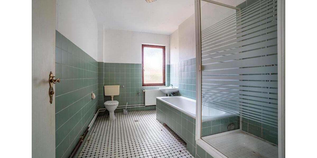 Mehrfamilienhaus, Wohnhaus Liebenburg - 15 Zimmer, 344 m&sup2;, 99.000&euro; | Angebot:25304777