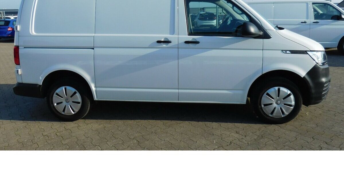 VW T6.1 Transporter 2.0 TDI BMT 3Sitze Navi Klima 30.000 km 28.990 &euro; Vordorf 38533