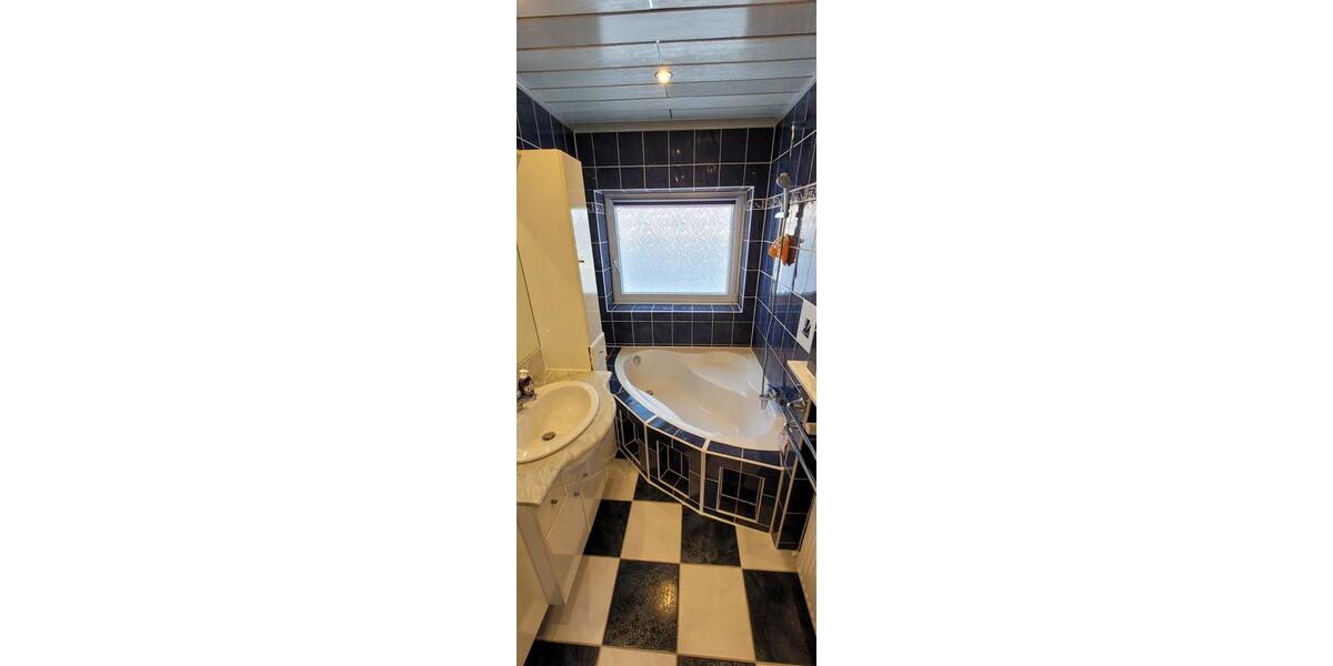 Etagenwohnung Salzgitter - 3 Zimmer, 64 m&sup2;, 75.000&euro; | Angebot:25750914