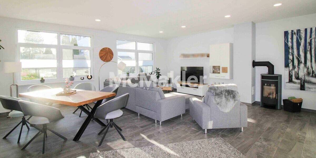 Etagenwohnung Söhlde Hoheneggelsen - 3 Zimmer, 155 m&sup2;, 256.000&euro; | Angebot:26204611