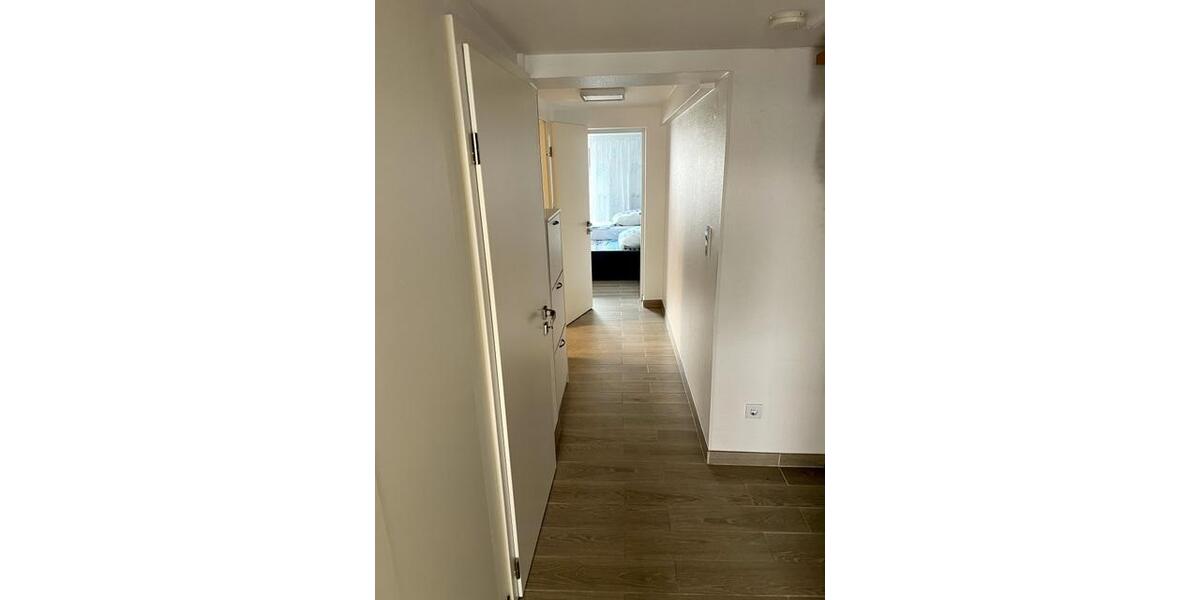 Etagenwohnung Braunschweig Wabe-Schunter-Beberbach - 3 Zimmer, 95 m&sup2;, 840&euro; | Angebot:25980782