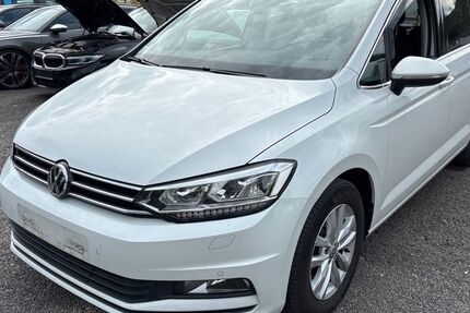 VW Touran 85.000 km 14.990 &euro; Vechelde 38159