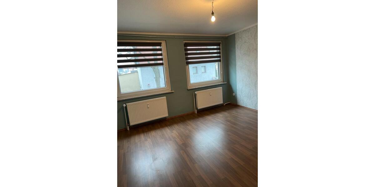 Mehrfamilienhaus, Wohnhaus Königslutter am Elm - 13 Zimmer, 270 m&sup2;, 288.000&euro; | Angebot:25935735