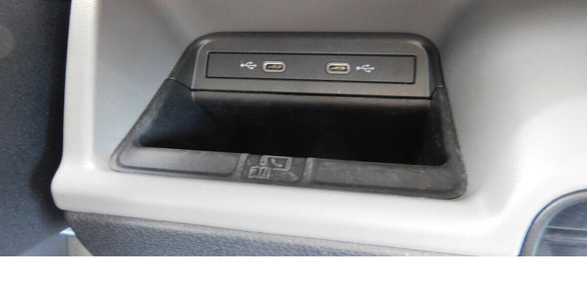 VW ID.Buzz Cargo Elektro 1-Gang Automatik Navi 16.700 km 33.990 &euro; Vordorf 38533