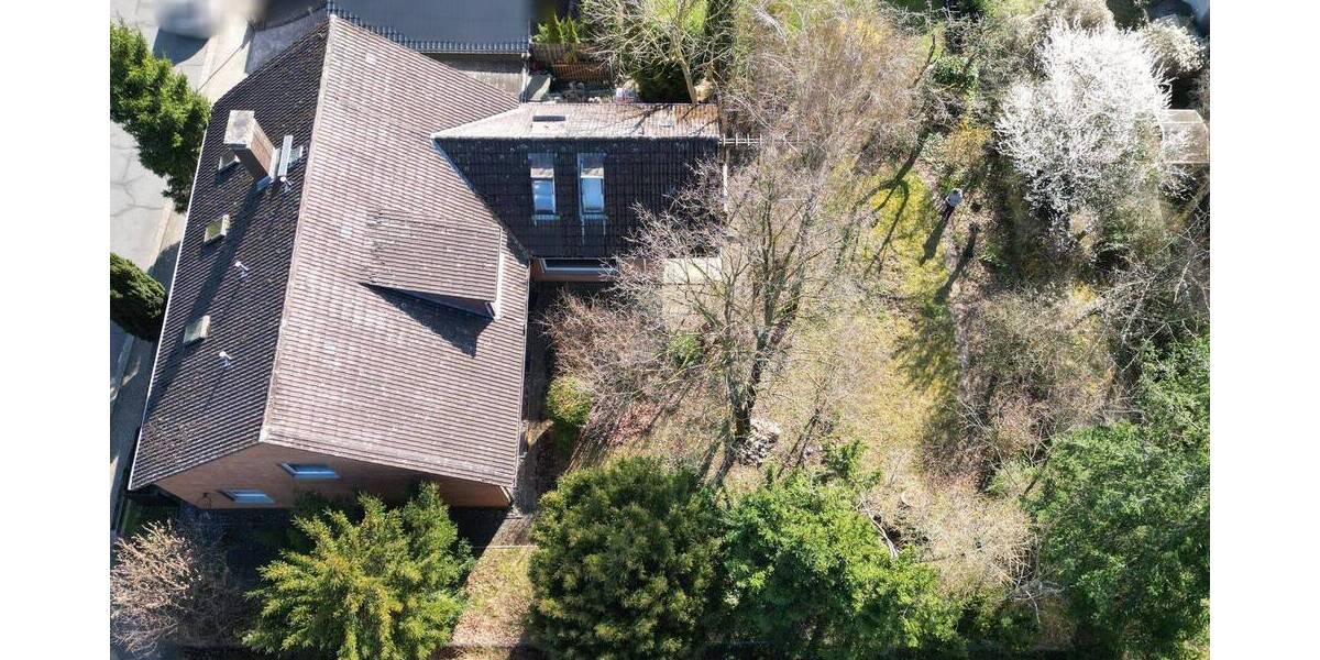 Einfamilienhaus Salzgitter Gebhardshagen - 7 Zimmer, 190 m&sup2;, 275.000&euro; | Angebot:26081017
