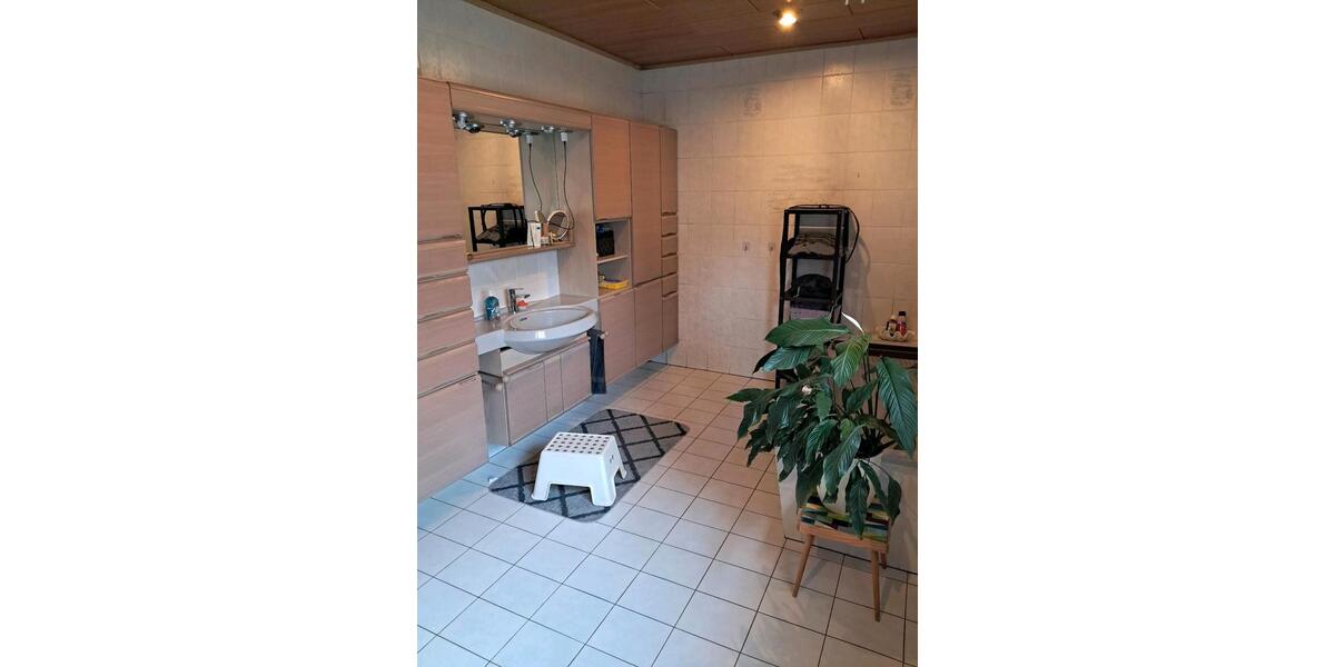 Einfamilienhaus Schöppenstedt - 7 Zimmer, 130 m&sup2;, 200.000&euro; | Angebot:26351471