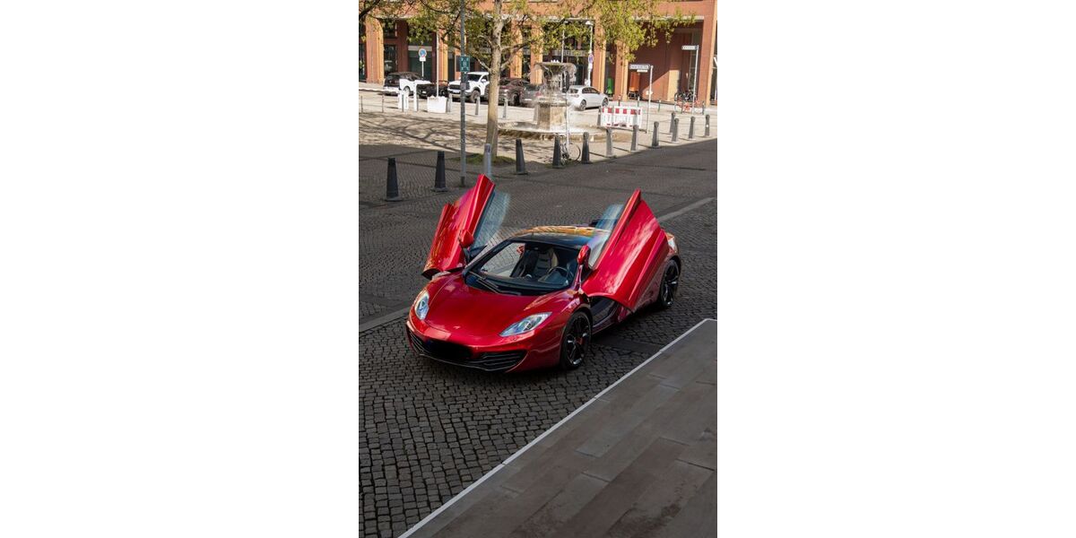 McLaren MP4-12C 76.000 km 132.000 &euro; Braunschweig 38106