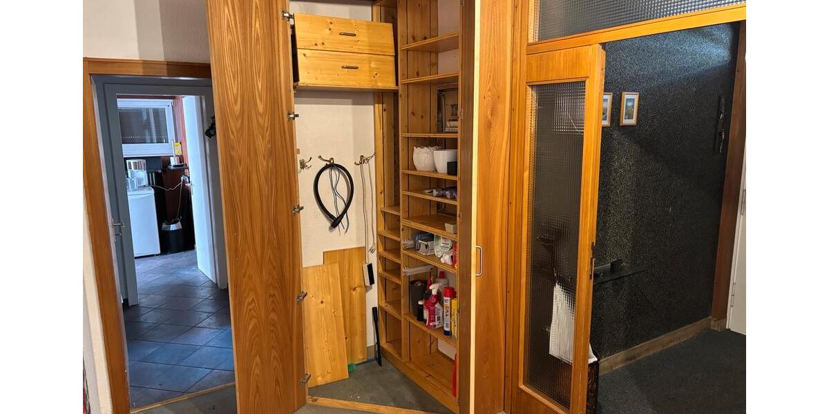 Bungalow Lengede - 10 Zimmer, 310 m&sup2;, 390.000&euro; | Angebot:26047125