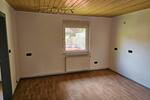 Einfamilienhaus Hillerse - 8 Zimmer, 220 m&sup2;, 1.400&euro; | Angebot:26635930