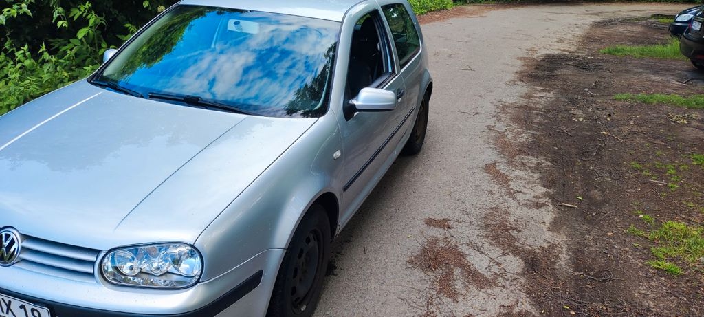 VW Golf 273.000 km 1.300 &euro; Braunschweig 38120