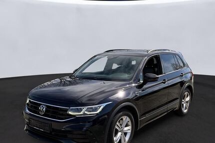 VW Tiguan 233.114 km 21.990 &euro; Braunschweig 38122