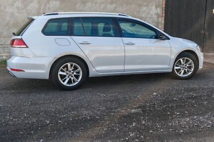 VW Golf 193.000 km 8.300 &euro; Schöningen 38364