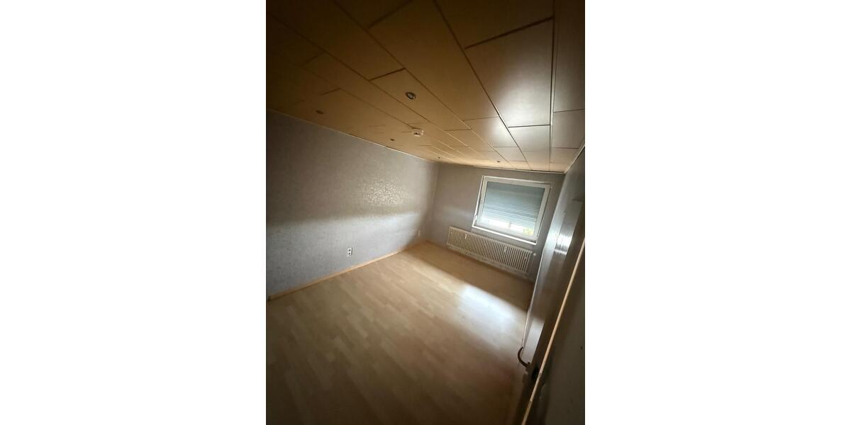 Etagenwohnung Salzgitter - 3 Zimmer, 65 m&sup2;, 550&euro; | Angebot:25794491