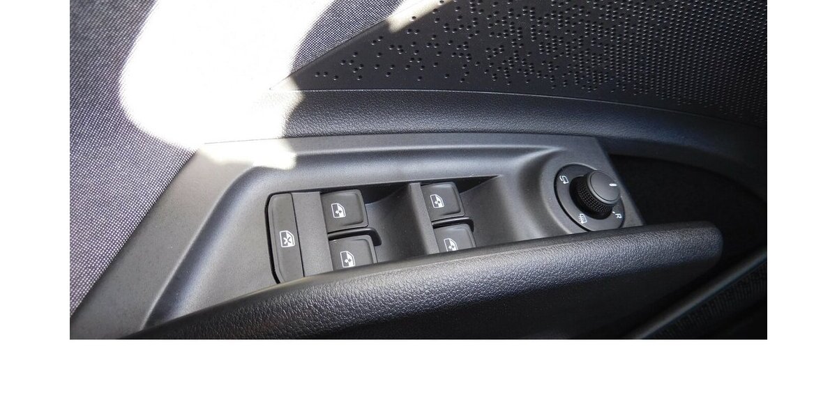 Skoda Enyaq iV 50 1-Gang Elektrik Automatic Klima Navi 10.800 km 21.990 &euro; Vordorf 38533