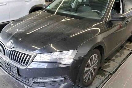 Skoda Superb 141.982 km 19.950 &euro; Goslar 38642