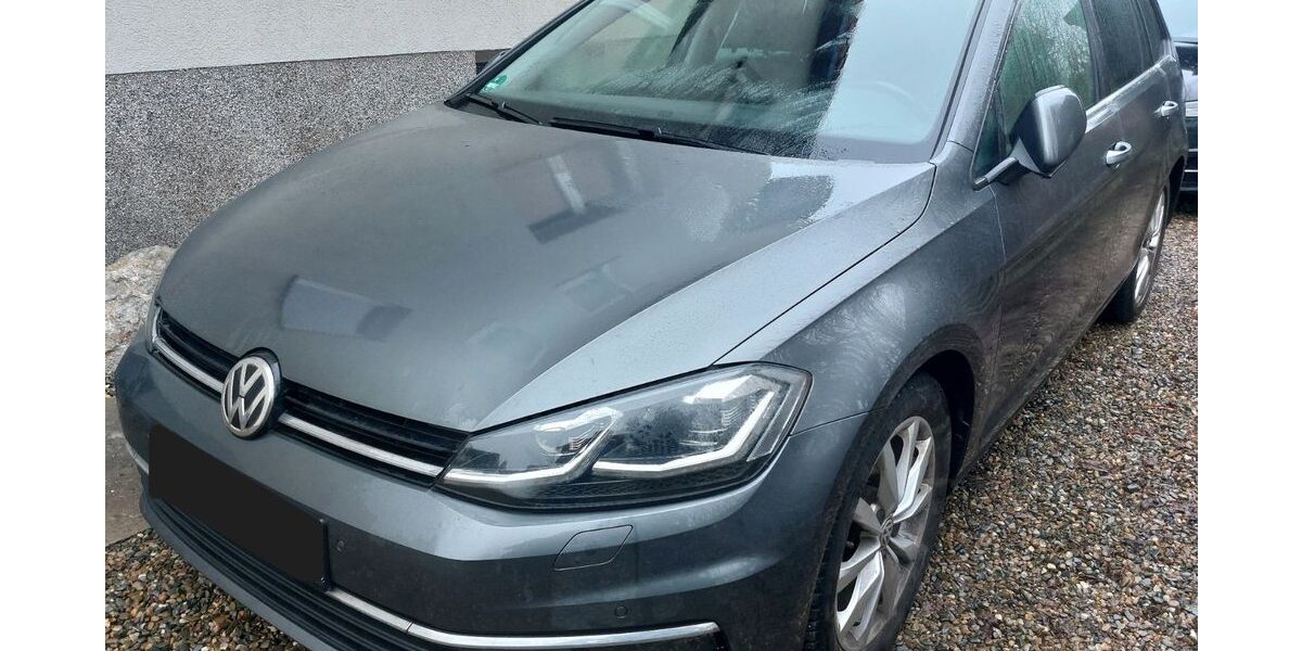 VW Golf 111.000 km 13.999 &euro; Salzgitter 38239